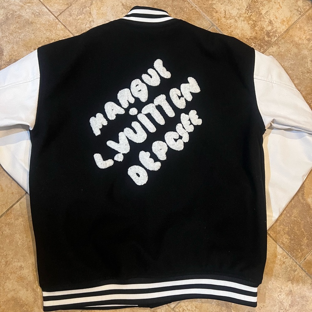 LV JACKET